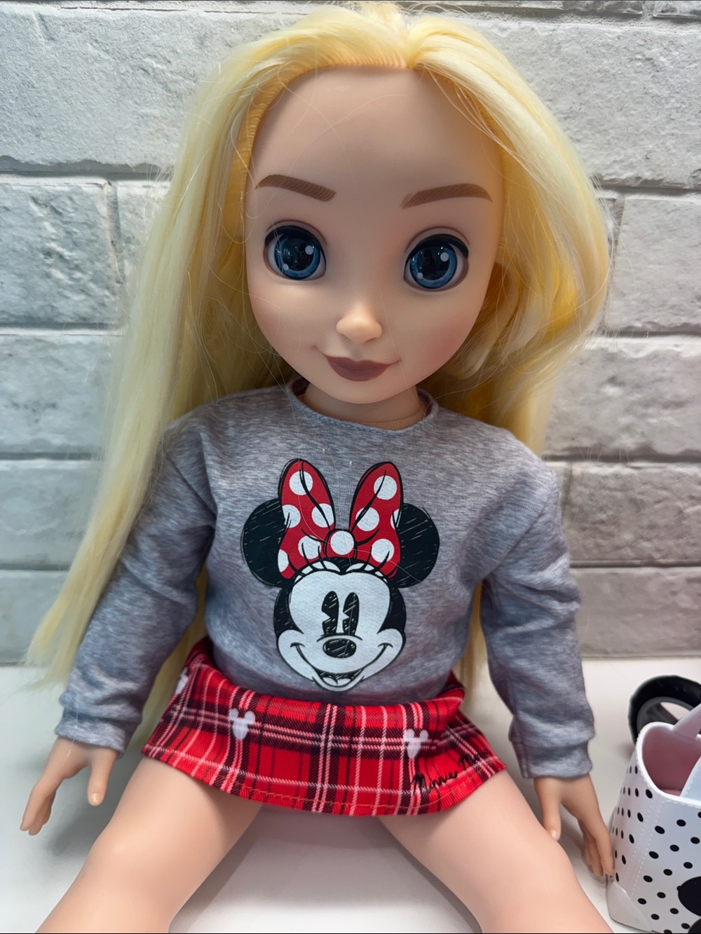 Disney ILY 18 inch Doll Bundle - Picture 5 of 9